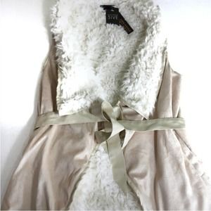 Vest Small Ivory Miss Avenue